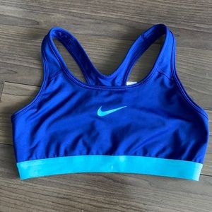 🚨🚨Nike Sports Bra